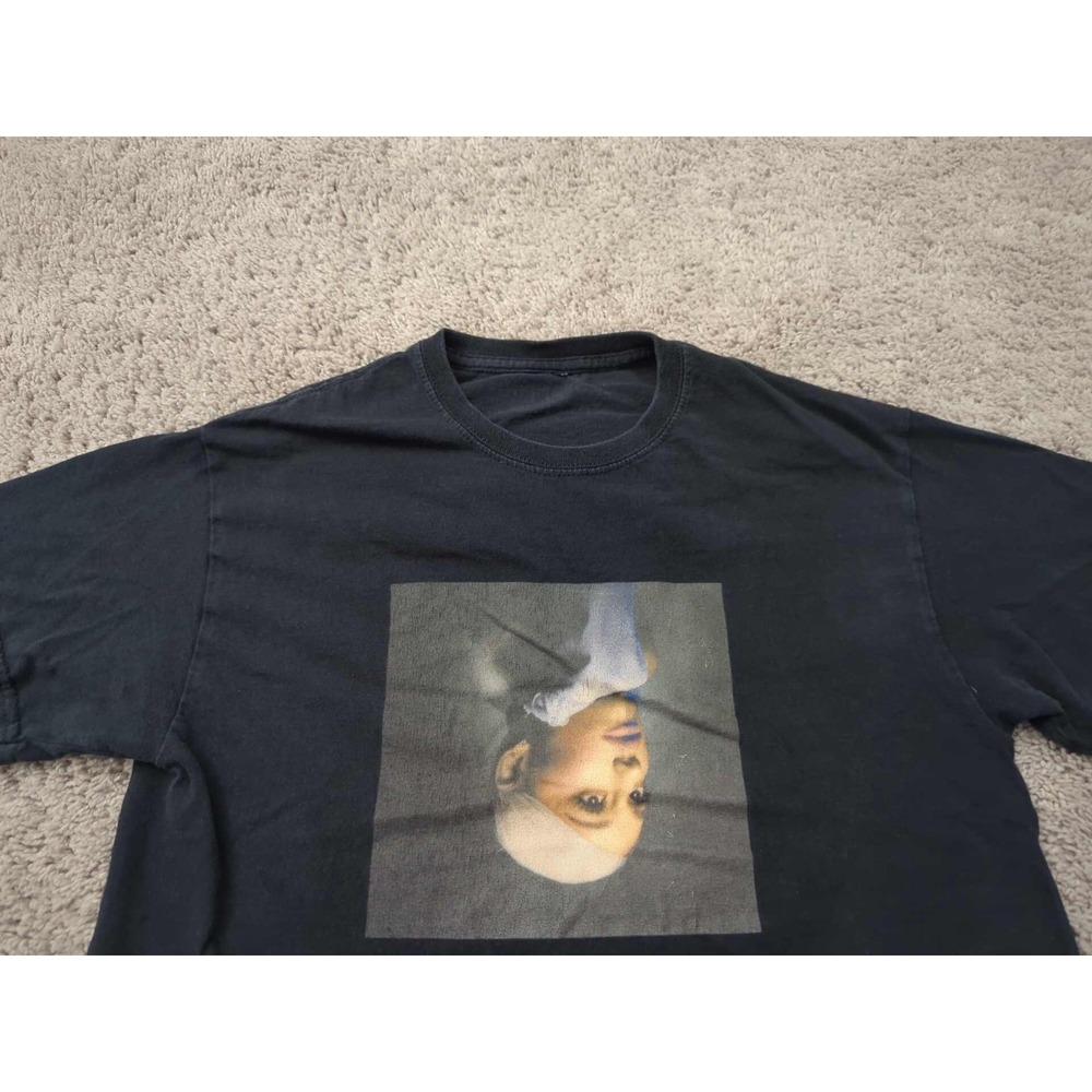 Ariana Grande T Shirt Adult S Black Short Sleeve Sweetener World Tour